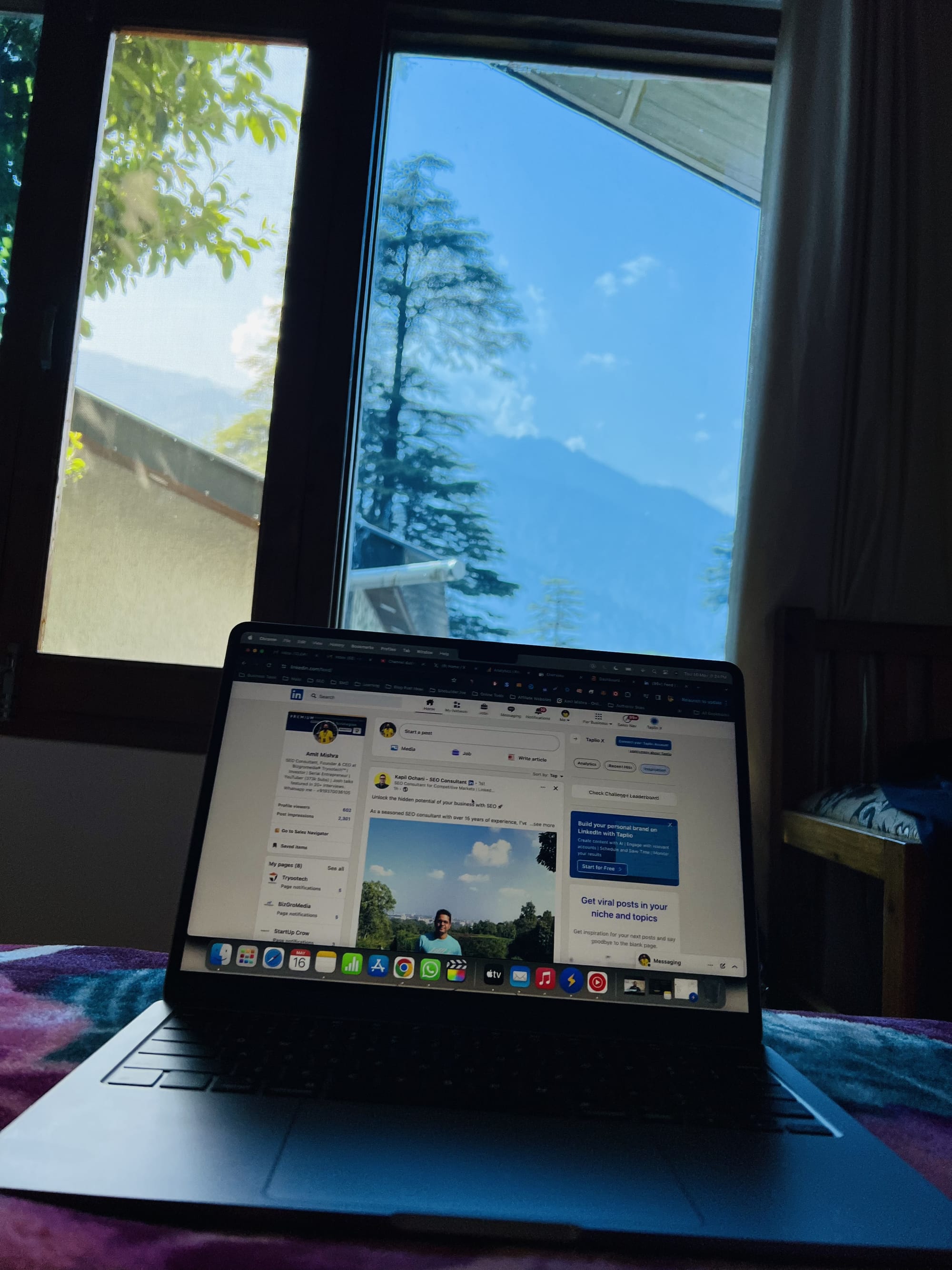 how to make money from blogging Amit Mishra tryootech laptop lifestyle